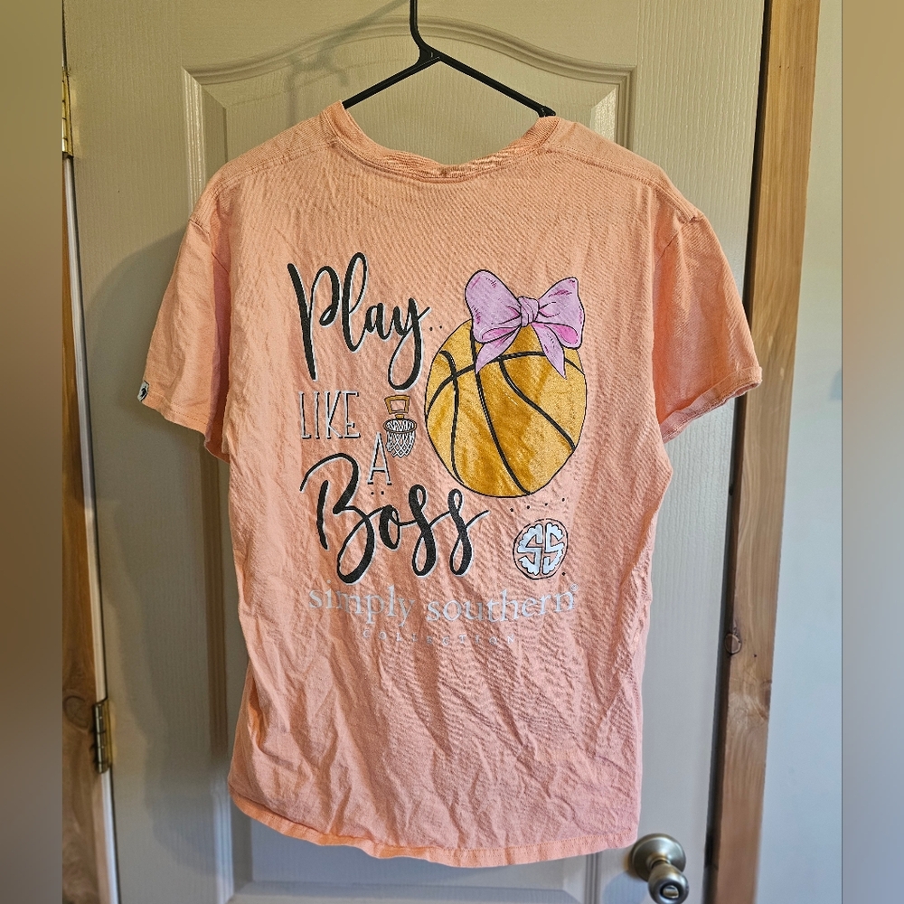 Simply Southern Play Like A Boss Basketball Shirt Size Large Pink